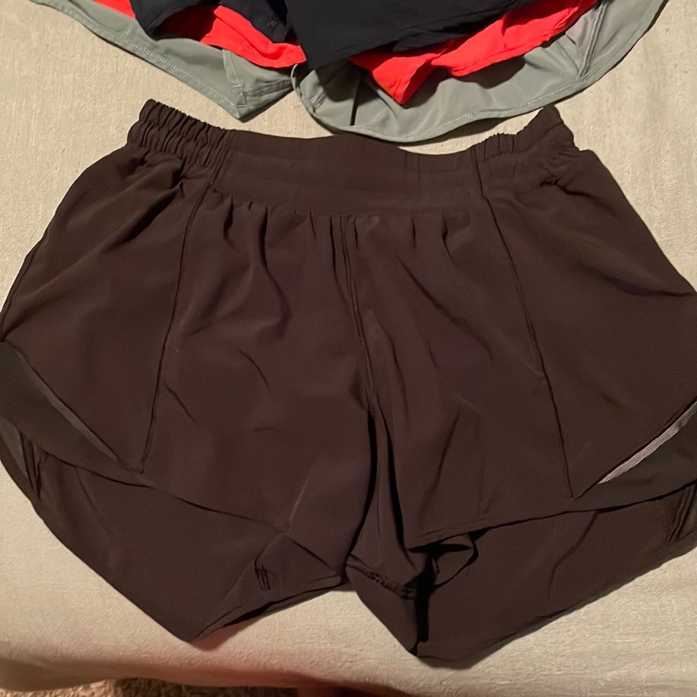 Black hottty hot shorts 4 inch